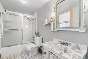 35 Edwards St, Hamden, CT 06517 - Photo 7
