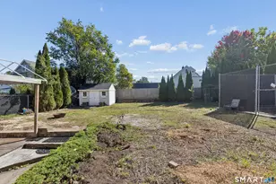 35 Edwards St, Hamden, CT 06517 - Photo 27