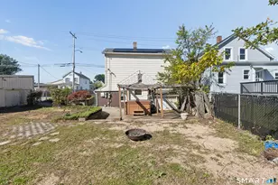 35 Edwards St, Hamden, CT 06517 - Photo 23