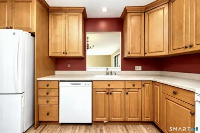 532 Narraganset Lane #A, Stratford, CT 06614 - Photo 7