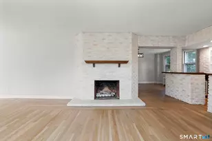 1070 Whitney Ave, Hamden, CT 06517 - Photo 11