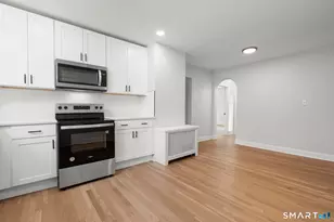 1070 Whitney Ave, Hamden, CT 06517 - Photo 3