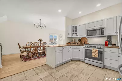 12 Naugatuck Avenue #B1, Milford, CT 06460 - Photo 9