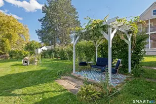 12 Columbus Ave, Enfield, CT 06082 - Photo 17