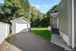 173 Warren Ave, Vernon, CT 06066 - Photo 3