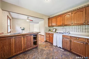 73 Hartl Dr, Vernon, CT 06066 - Photo 7