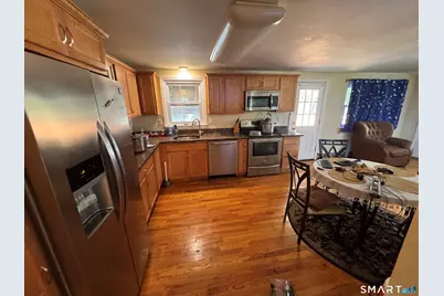 33 Hilton Drive, East Hartford, CT 06118 - Photo 7
