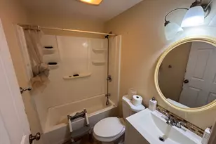 33 Hilton Dr, East Hartford, CT 06118 - Photo 9