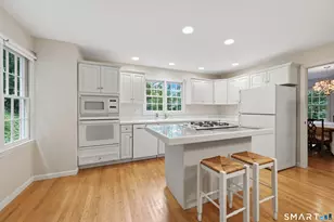 18 Cove Rd, Brookfield, CT 06804 - Photo 5