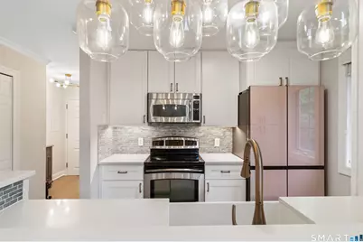 2 Homestead Lane #407, Greenwich, CT 06831 - Photo 5
