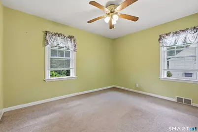 150 Clough Road, Waterbury, CT 06708 - Photo 15