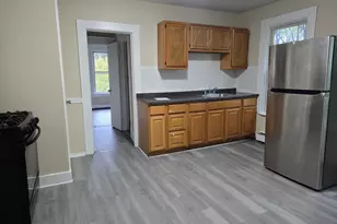 194 North St, New Britain, CT 06051 - Photo 9