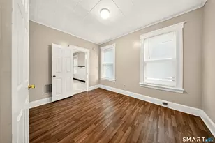 166 Dewey St, Bridgeport, CT 06605 - Photo 17
