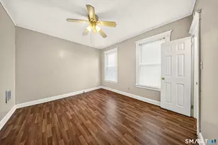 166 Dewey St, Bridgeport, CT 06605 - Photo 15