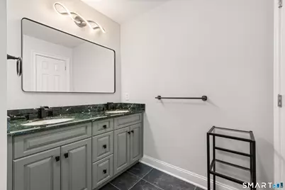 190 Beaumont Street, Fairfield, CT 06824 - Photo 23