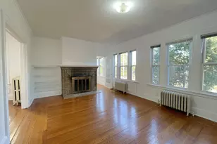 224 Huntington St, New Haven, CT 06511 - Photo 3