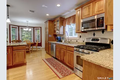 2 Streamside Lane #2, Berlin, CT 06037 - Photo 5