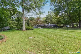 280 Brookbend Rd, Fairfield, CT 06824 - Photo 35