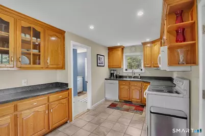 35 Coles Road, Cromwell, CT 06416 - Photo 7