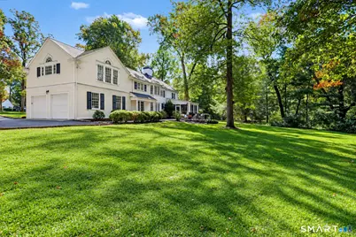 72 Old Barn Road, Fairfield, CT 06824 - Photo 3