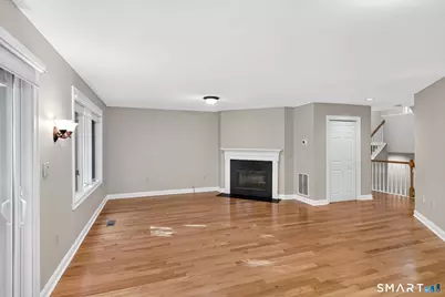 7 Essex Court #7, Avon, CT 06001 - Photo 5