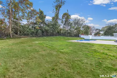 49 Sunrise Avenue, Trumbull, CT 06611 - Photo 35