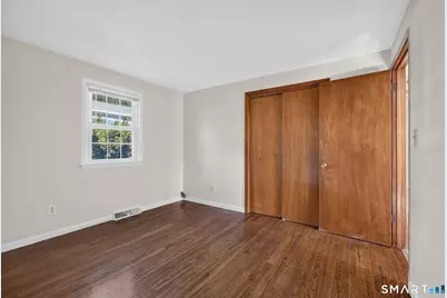27 Manila Avenue, Woodbridge, CT 06525 - Photo 11