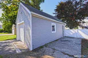 375 Franklin Ave, Stratford, CT 06614 - Photo 33