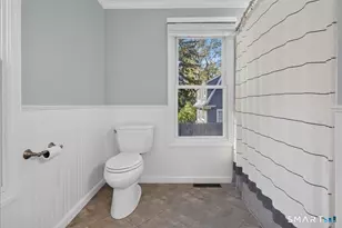 240 Derby Ave, Orange, CT 06477 - Photo 23