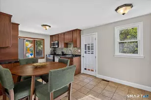 240 Derby Ave, Orange, CT 06477 - Photo 15