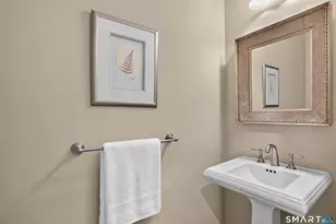 17 Regency Cir, Trumbull, CT 06611 - Photo 15