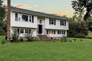 7 Palmer Cir, Cromwell, CT 06416 - Photo 1