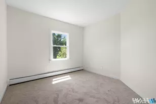 704 Maple St, Bridgeport, CT 06608 - Photo 15