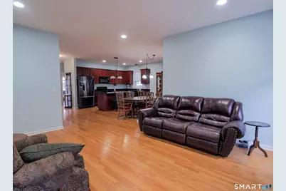 15 Hampshire Drive #15, Wolcott, CT 06716 - Photo 9