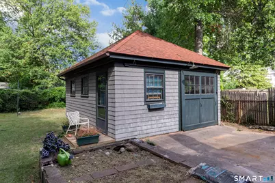 813 Edgewood Avenue, New Haven, CT 06515 - Photo 31