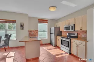 565 Newfield St, Middletown, CT 06457 - Photo 5