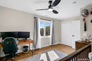30 Sheila Ct, Bristol, CT 06010 - Photo 15
