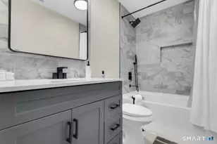 30 Sheila Ct, Bristol, CT 06010 - Photo 5