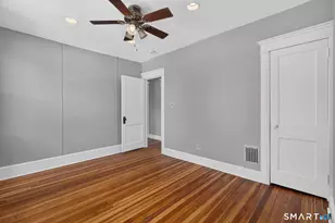 2647 Whitney Ave, Hamden, CT 06518 - Photo 23