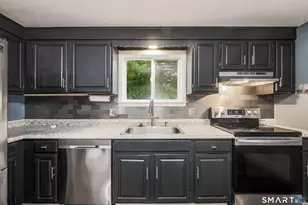 33 King St, Putnam, CT 06260 - Photo 21