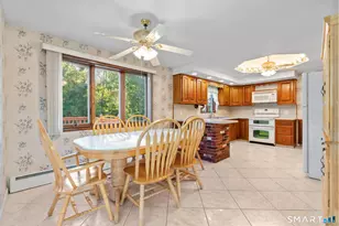 11 Peters Ct, North Haven, CT 06473 - Photo 15