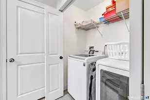 26R Hoinski Way, Ansonia, CT 06401 - Photo 29