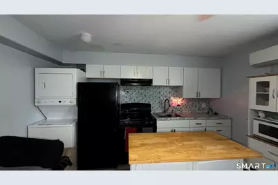 373 Granfield Avenue #B, Bridgeport, CT 06610 - Photo 5