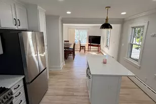 250 Jackson Ave, Stratford, CT 06615 - Photo 5