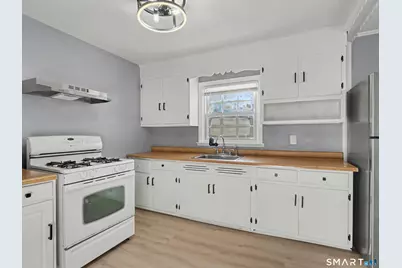 21 Van Buskirk Avenue, Stamford, CT 06902 - Photo 7