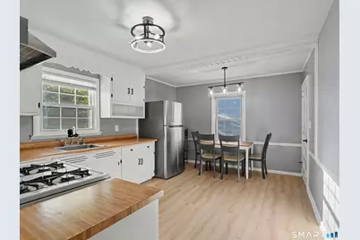 21 Van Buskirk Avenue, Stamford, CT 06902 - Photo 5