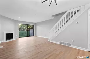 33 Deer Run, Bethel, CT 06801 - Photo 5