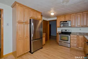 326 Elm St, Windsor Locks, CT 06096 - Photo 5