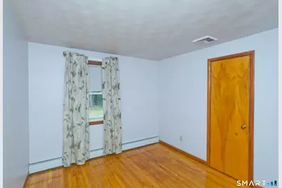 326 Elm Street, Windsor Locks, CT 06096 - Photo 15