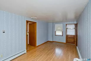 326 Elm St, Windsor Locks, CT 06096 - Photo 17